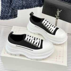 Alexander McQueen Tread Slick Lace Up Sneakers