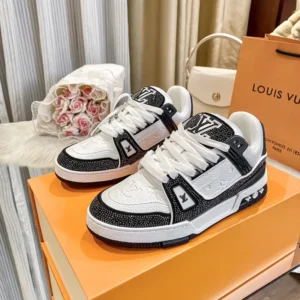 Louis Vuitton Trainer Sneaker Diamond Edition