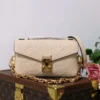 Louis Vuitton Pochette Métis East West Handbag - White