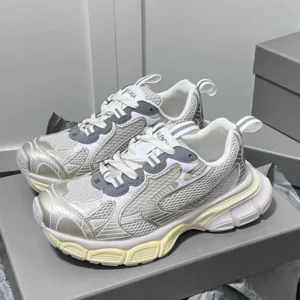 Balenciaga 3XL Sneakers in Champagne