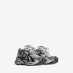 Grey/Black