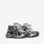 Grey/Black