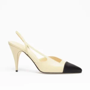 Chanel Métiers d’art 2026 Two-Tone Slingbacks Pumps in Beige/Black