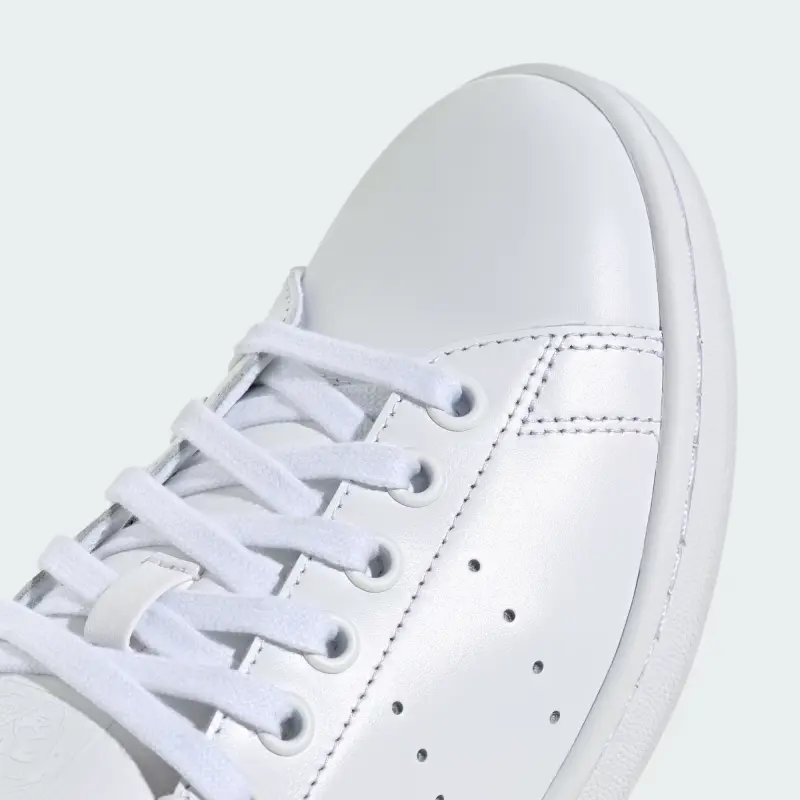Stan_Smith_Shoes_White_LA6639_41_detail