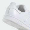 Stan_Smith_Shoes_White_LA6639_42_detail