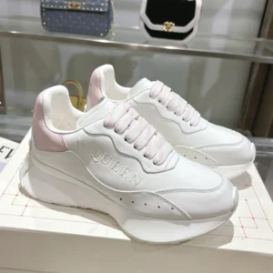 Alexander McQueen Sprint Runner in White/Pink