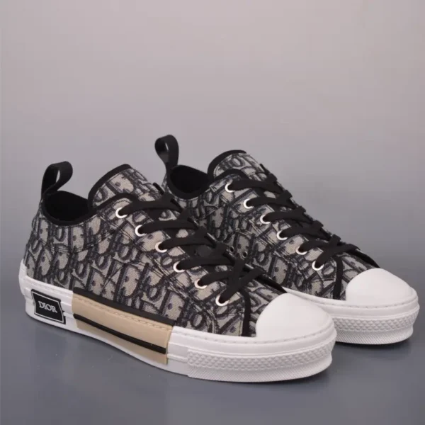 Dior B22 Low Sneakers